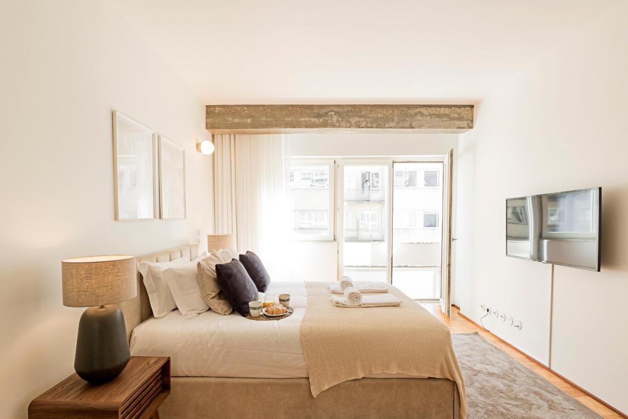Ceuta Studio Apartments By Lovelystay ポルト エクステリア 写真