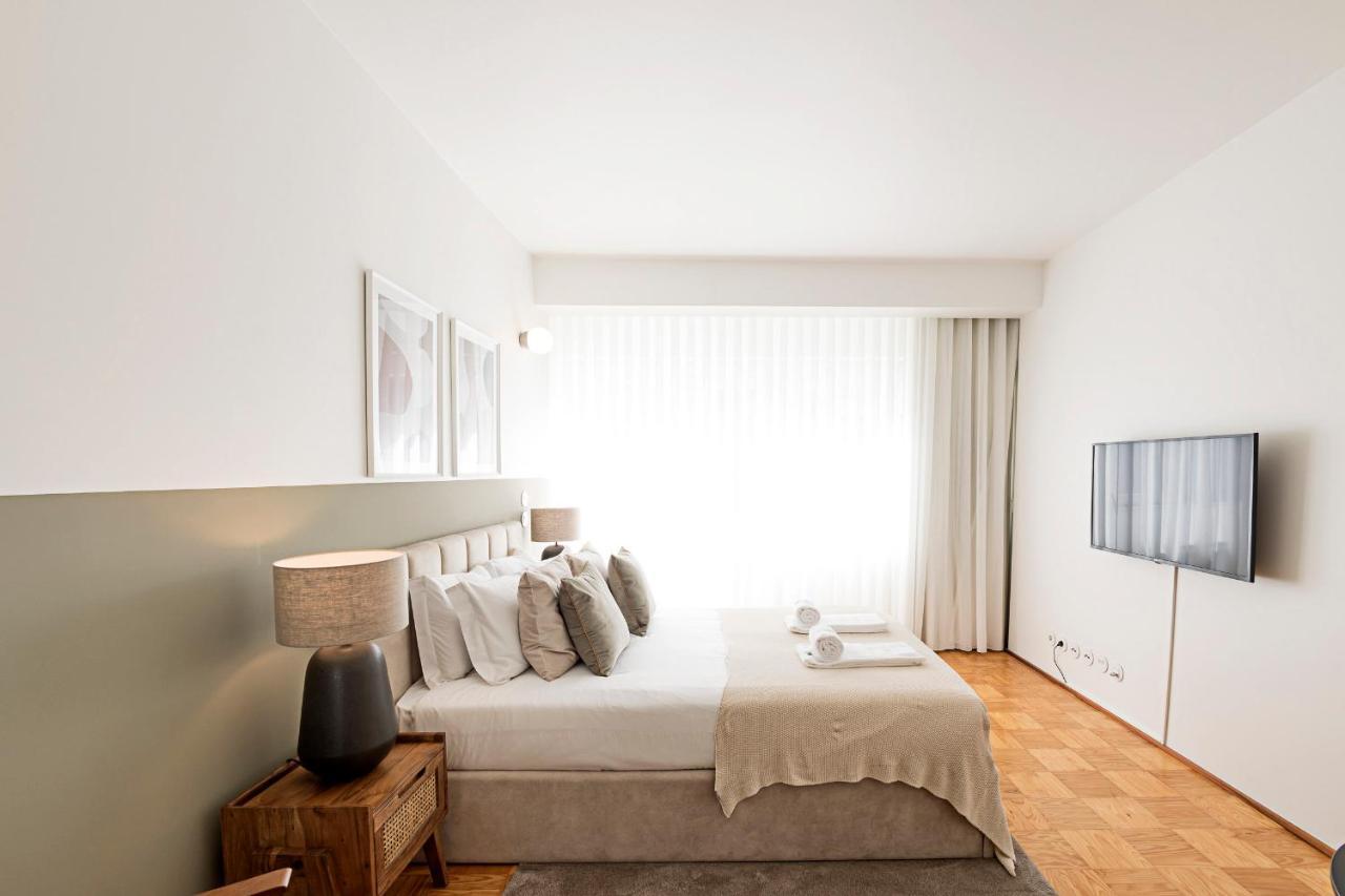 Ceuta Studio Apartments By Lovelystay ポルト エクステリア 写真